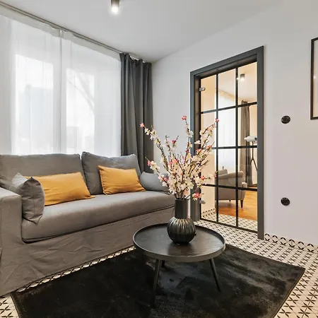 Lam Retro דירה *